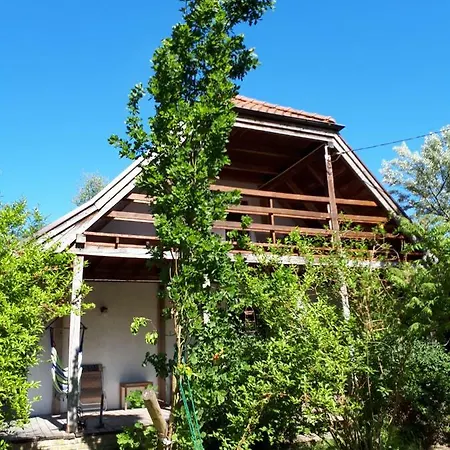 펜션 Dom Kolo Rewala Paprotno