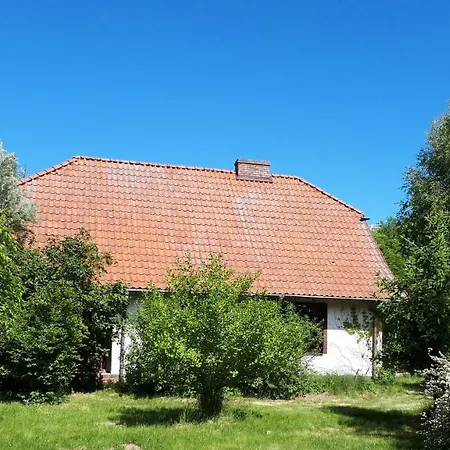 Dom Kolo Rewala 펜션 Paprotno