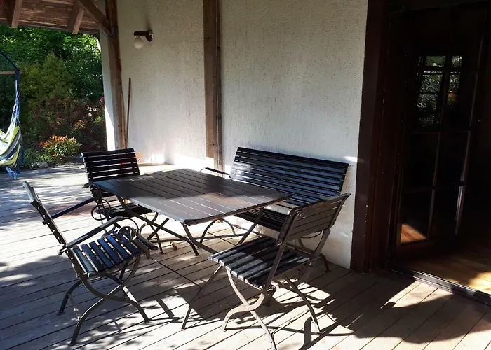 Dom Kolo Rewala * Paprotno